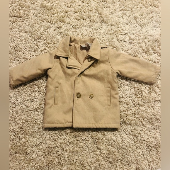 FAO Schwarz Other - FAO partially wool 12 mos tan winter coat in good condition!